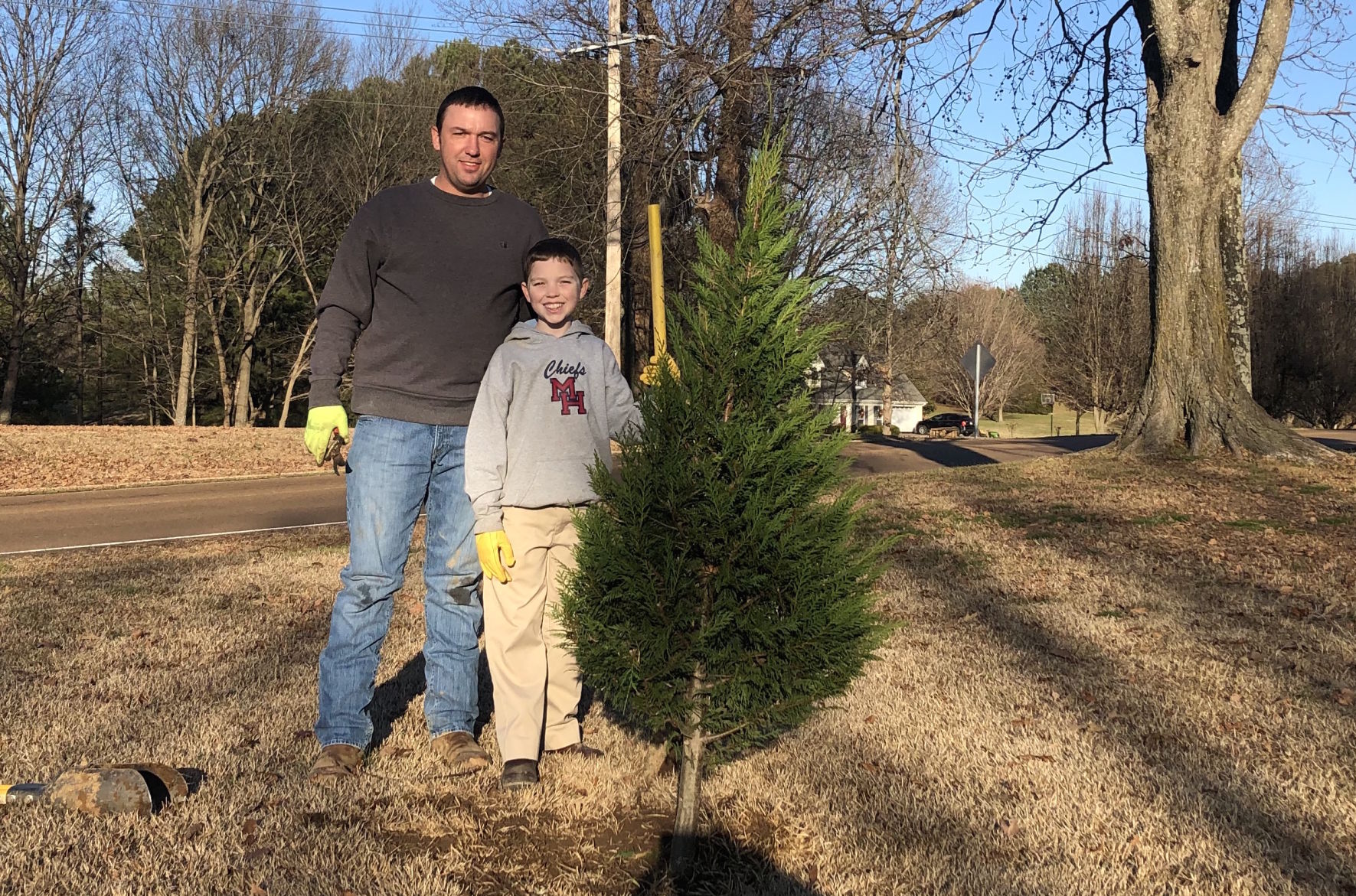 Tree donated to Nesbit church